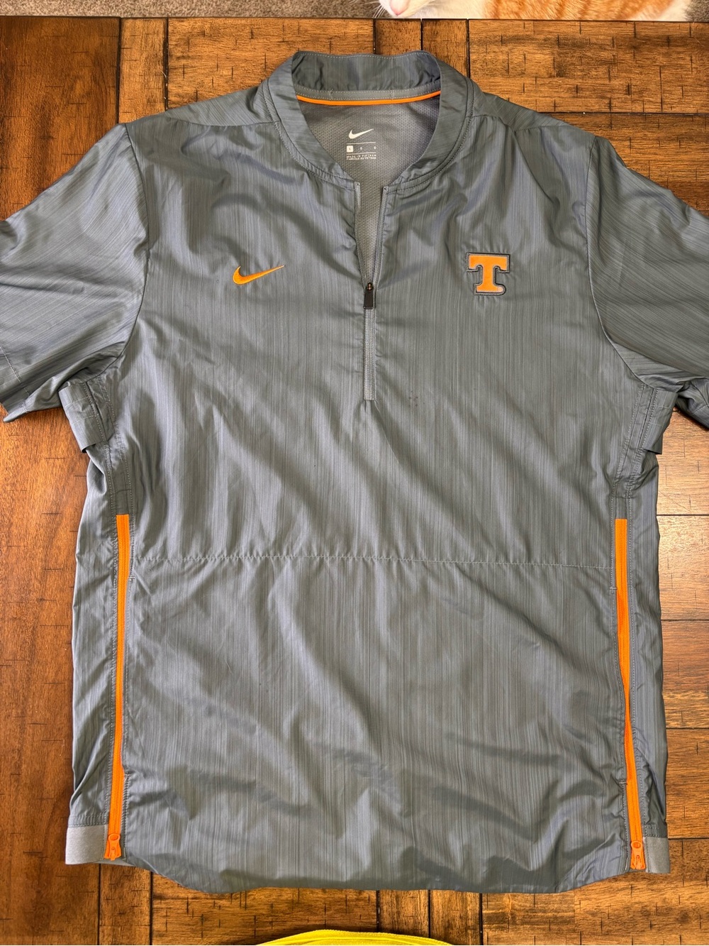Nike Tennessee Volunteers Gray Pullover 1/2 zip short sleeve